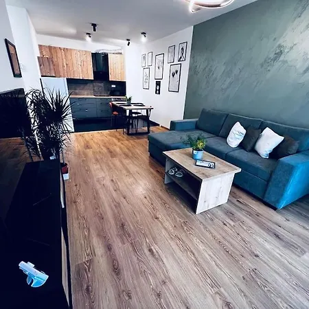 Sparrow Apartmens - Panorama Apartment *