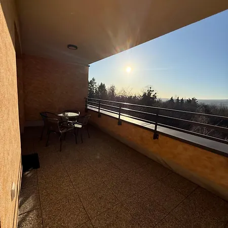 Sparrow Apartmens - Panorama Apartment *